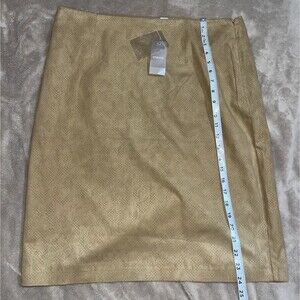 NWT Chicos caramel color perforated faux suede skirt. Pencil cut. Large 14